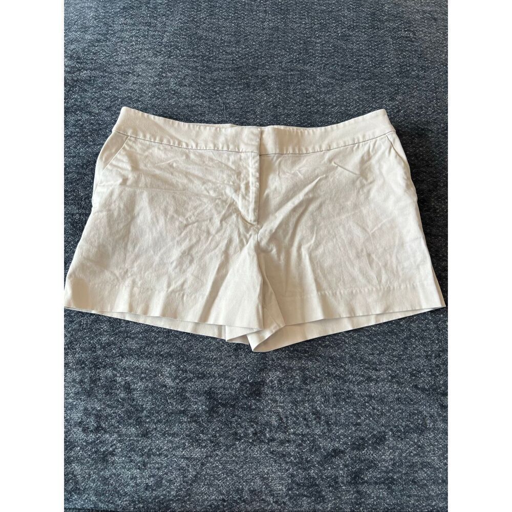 LOFT Women's Beige Shorts Size 14